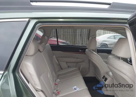 2014 Subaru Outback 2.5I Limited z USA, uszkodzony, nr VIN 4S4BRCLC9E3247864